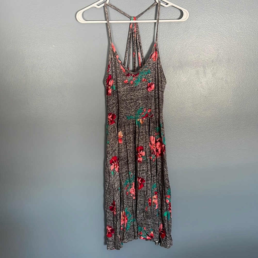 Beautiful floral Heather gray skater dress size medium flowy